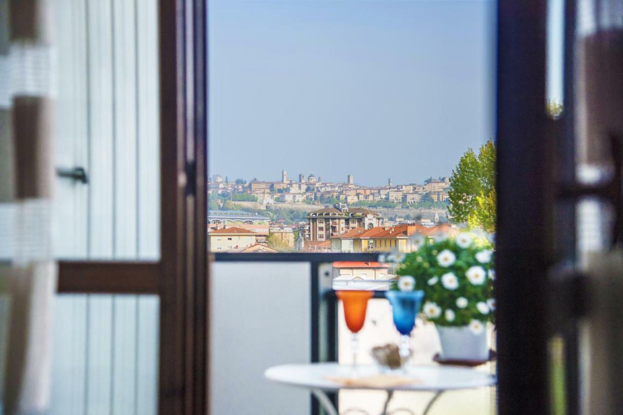 Chic Panoramic Apartment Bergamo Eksteriør billede