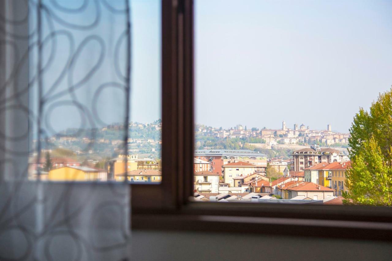 Chic Panoramic Apartment Bergamo Eksteriør billede